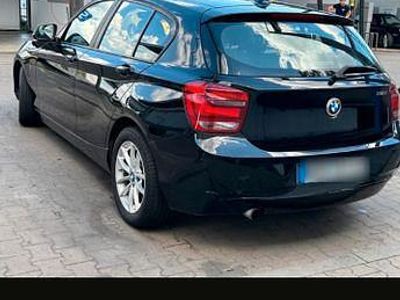 Gebraucht BMW 116 136 PS (100 kW) 2014 Schwarz Kleinwagen