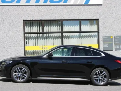 Gebraucht BMW 420 Sport Line 190 PS (139 kW) 2023 Schwarz Coupé