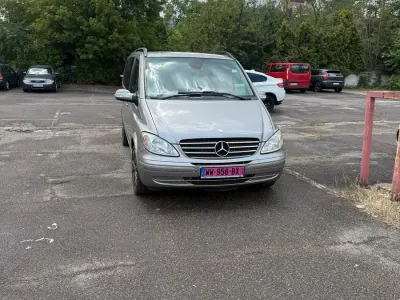 Gebraucht Mercedes Viano 204 PS (150 kW) 2009 Grau Van / Kleinbus