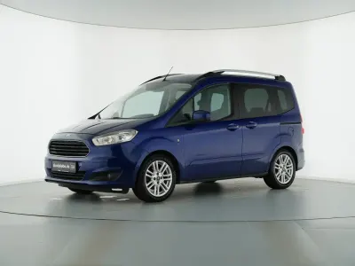 Używany Ford Tourneo Courier Titanium 101 KM (74 kW) 2014 Niebieski Minivan
