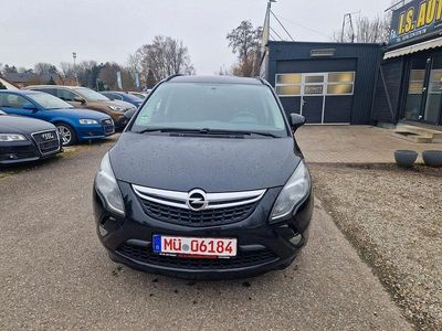 Schwarz Gebraucht 2015 Opel Zafira Tourer drive Van / Kleinbus | 8.399 € (Fairer Preis)
