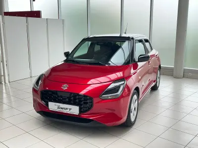 Gebraucht Suzuki Swift Comfort 83 PS (61 kW) 2026 Burning red pearl metallic Kleinwagen