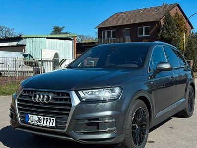 Gebraucht Audi Q7 Sport 272 PS (200 kW) 2018 Grau SUV