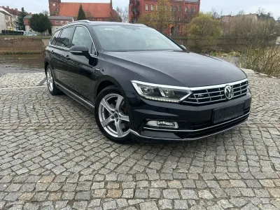 Gebraucht VW Passat R-line 239 PS (175 kW) 2016 Schwarz Kombi