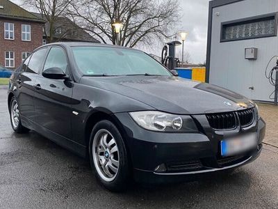 gebraucht BMW 318 i E90