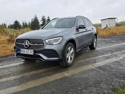 Gebraucht Mercedes GLC300 AMG line 245 PS (180 kW) 2021 Grau SUV