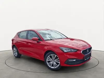 Gebraucht Seat Leon Style 150 PS (110 kW) 2021 Rot Limousine
