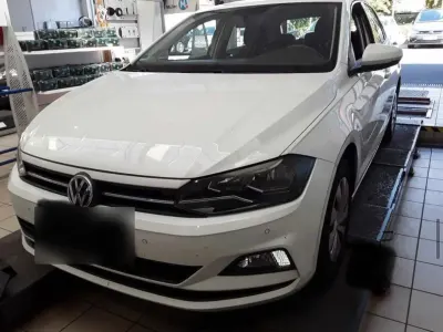 Gebraucht VW Polo 95 PS (69 kW) 2020 Weiß Kleinwagen