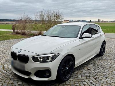 Gebraucht BMW 120 M Sport 190 PS (139 kW) 2019 Weiß Kleinwagen