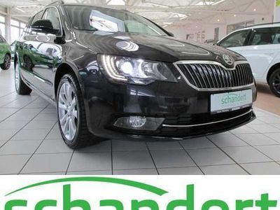 Gebraucht Skoda Superb Exclusive 140 PS (102 kW) 2014 Schwarz metallic Kombi