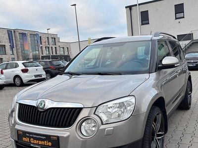 Gebraucht Skoda Yeti Ambition 105 PS (77 kW) 2011 Beige SUV