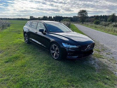 Usata Volvo V60 R-Design 197 CV (144 kW) 2021 Nero Station wagon