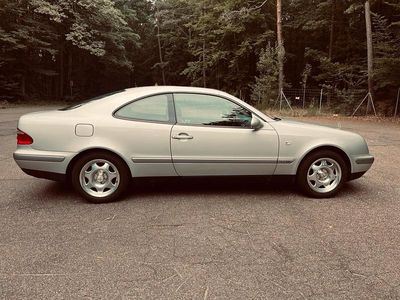 Mercedes CLK230