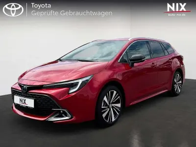 Neu Toyota Corolla 184 PS (135 kW) 2025 Karminarot Kombi