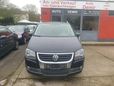 Gebraucht VW Touran Freestyle 140 PS (102 kW) 2009 Schwarz Van / Kleinbus