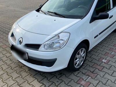 gebraucht Renault Clio by Rip Curl 1.2 16V Eco2 55kW