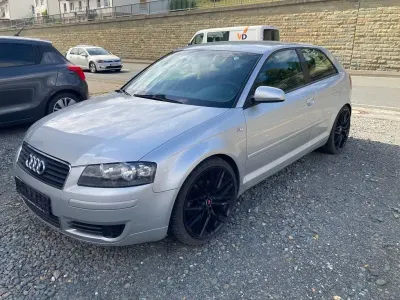 Gebraucht Audi A3 Performance 102 PS (75 kW) 2003 Silber Kleinwagen