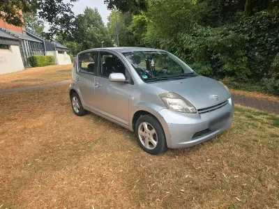 Gebraucht Daihatsu Sirion 86 PS (63 kW) 2007 Silber Kleinwagen