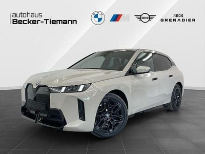 Nouă BMW iX Exclusive 300 kW (408 CP) 2026 Gri SUV