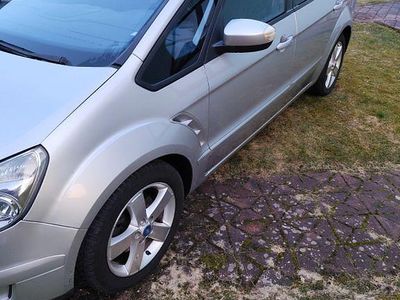 Gebraucht Ford S-MAX Titanium 131 PS (96 kW) 2007 Silber Van / Kleinbus
