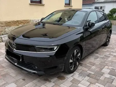 Gebraucht Opel Astra Elegance 131 PS (96 kW) 2022 Schwarz Kleinwagen