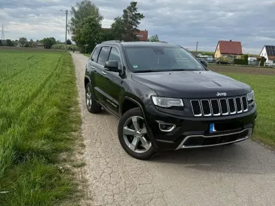 Käytetty Jeep Grand Cherokee 250 HP (183 kW) 2016 Musta Katumaasturi