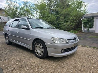 Gebraucht Peugeot 306 88 PS (64 kW) 2000 Grau Kombi