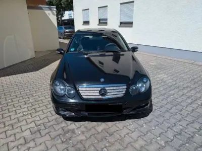 Gebraucht Mercedes 220 150 PS (110 kW) 2005 Schwarz Coupé