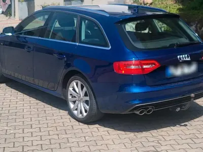 Gebraucht Audi A4 S-Line 2014 Blau Kombi