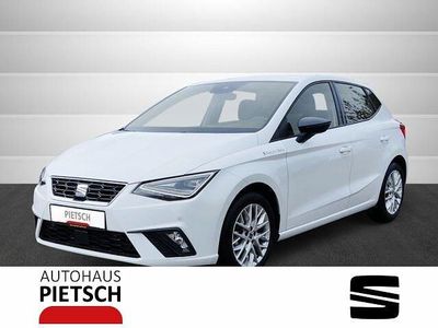 Weiss Gebraucht 2024 Seat Ibiza FR Limousine | 19.960 € (Fairer Preis)
