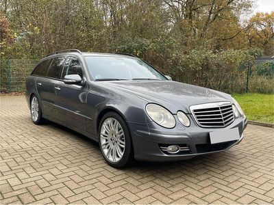 Mercedes E320