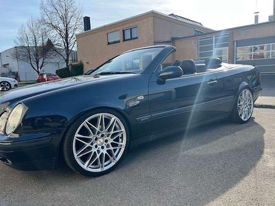 Second-hand Mercedes CLK200 Elegance 136 CP (100 kW) 1999 Albastru Cabrio