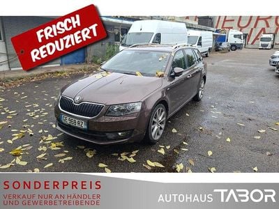 Topazbraun metallic Gebraucht 2017 Skoda Octavia Ambition Kombi | 6.985 € (Superpreis)