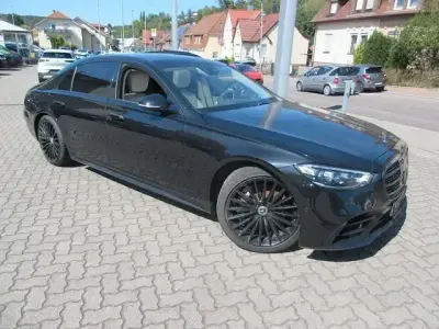Gebraucht Mercedes S400 AMG line 330 PS (242 kW) 2023 Obsidianschwarz Limousine