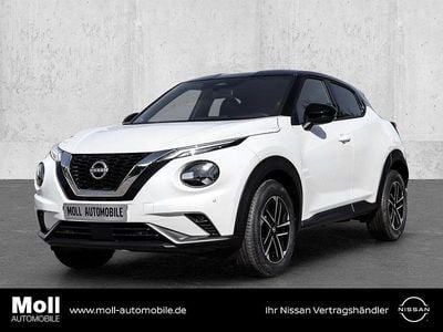 Pearl white / kf black Gebraucht 2025 Nissan Juke N-Connecta SUV | 23.475 € (Etwas zu teuer)