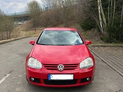 Gebraucht VW Golf VI United 102 PS (75 kW) 2008 Rot Kleinwagen