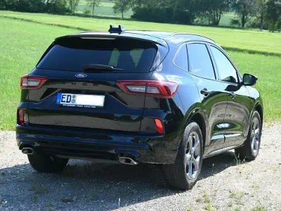 Gebraucht Ford Kuga ST-Line 186 PS (136 kW) 2024 Schwarz SUV