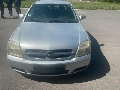 Gebraucht Opel Vectra 122 PS (89 kW) 2003 Grau Limousine