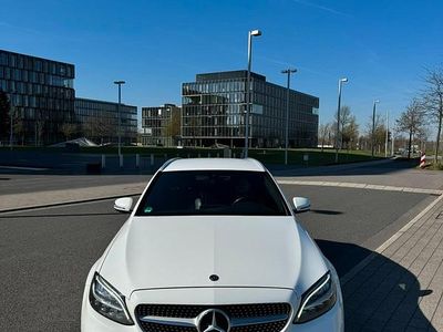 Gebraucht Mercedes C220 AMG 194 PS (142 kW) 2019 Weiß Kombi