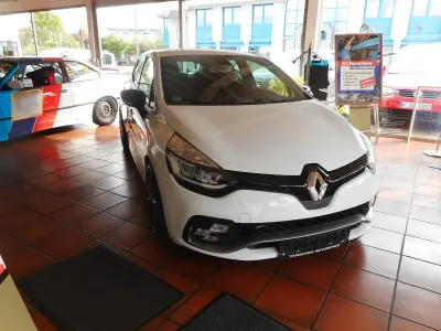 Brugt Renault Clio IV Trophy 220 HK (161 kW) 2018 Hvid Hatchback