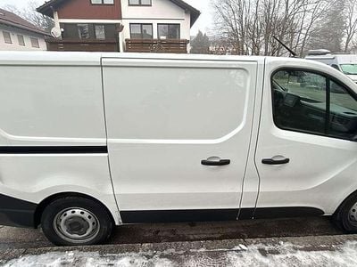 Weiß Gebraucht 2025 Nissan Primastar N-Connecta Van / Kleinbus | 36.000 € (Guter Preis)