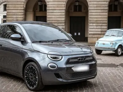 Gebraucht Fiat 500e La Prima 86 kW (118 PS) 2023 Grau Cabrio