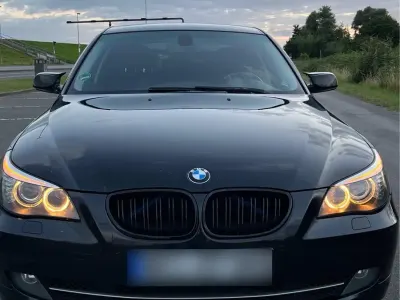 Gebraucht BMW 525 197 PS (144 kW) 2007 Schwarz Limousine