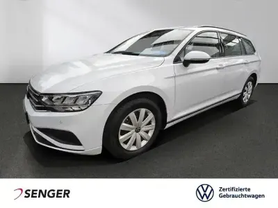 Gebraucht VW Passat Basis 150 PS (110 kW) 2024 Weiß Kombi