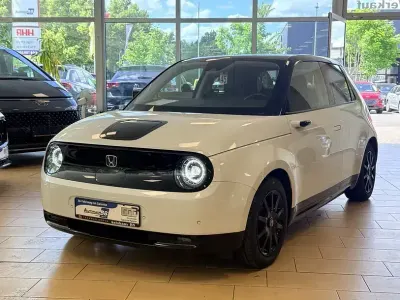 Gebraucht Honda e 100 kW (136 PS) 2021 Weiß Kleinwagen