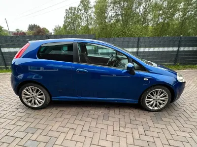Gebraucht Fiat Punto 105 PS (77 kW) 2008 Andere farben Kleinwagen