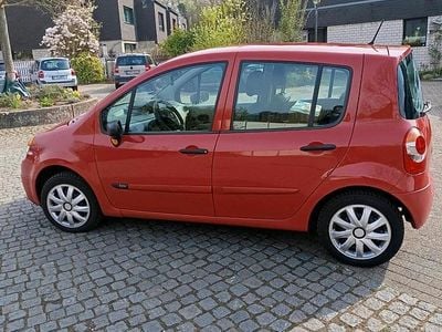 Gebraucht Renault Modus 75 PS (55 kW) 2004 Rot Van / Kleinbus