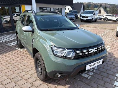 Gebraucht Dacia Duster Expression 101 PS (74 kW) 2023 Safarigrün SUV