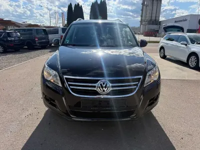 Gebraucht VW Tiguan Sportline 140 PS (102 kW) 2009 Schwarz SUV