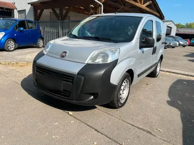 Gebraucht Fiat Fiorino 95 PS (69 kW) 2014 Silber Van / Kleinbus